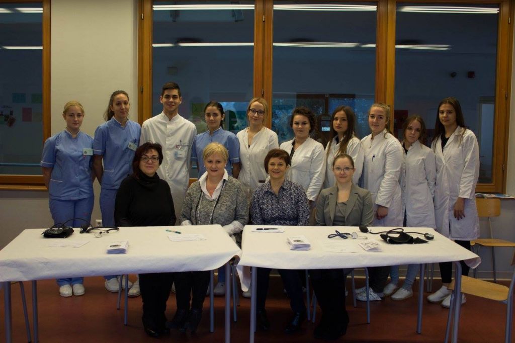 2355099217272437106436185242238