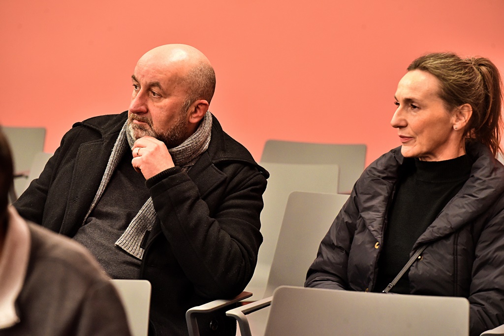 Denis Peričić – Krvozemlje