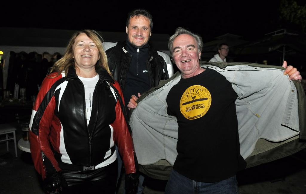 Psihomodo pop na motorijadi u Biškupcu