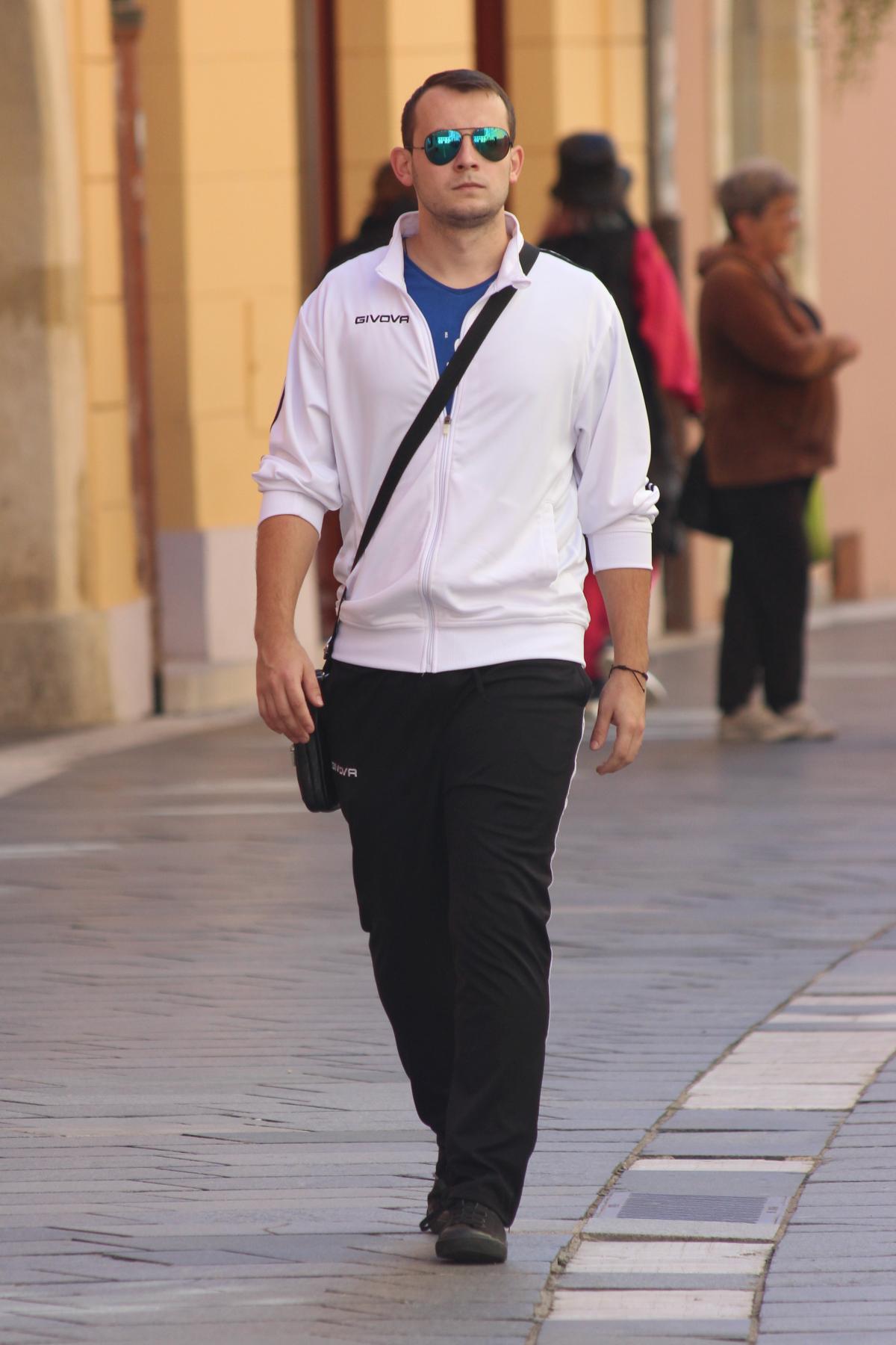 Image 5490230 (auto)