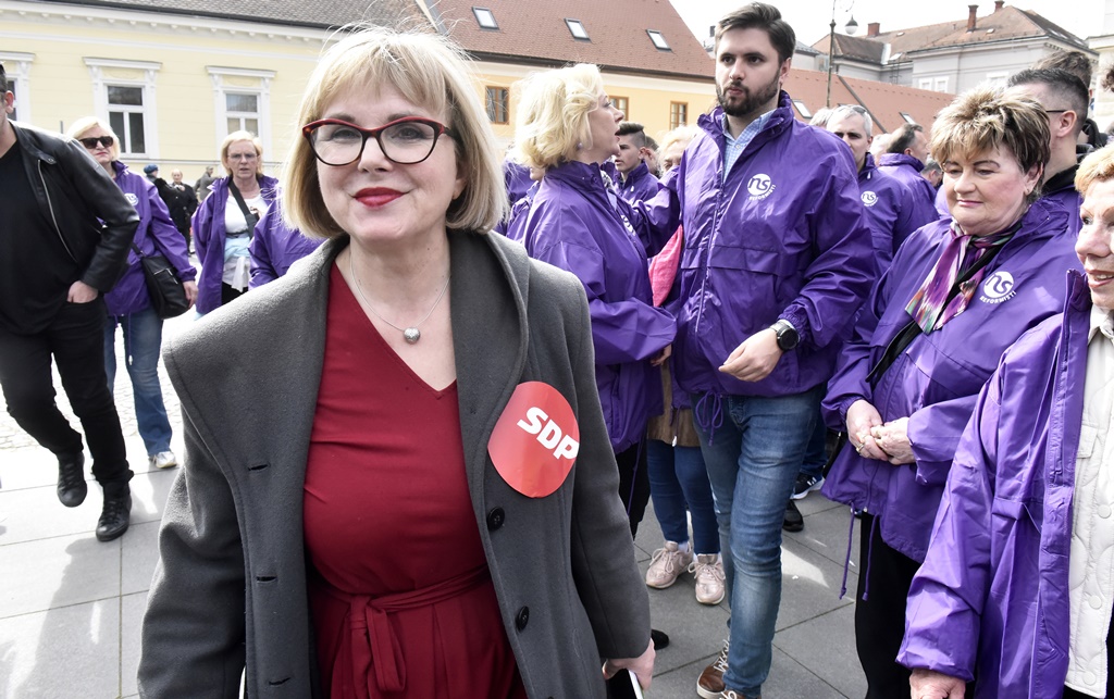 Prosvjed ‘Dosta je!’