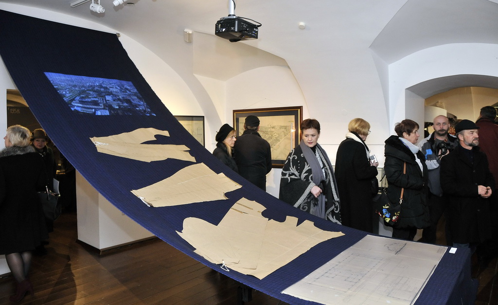 Sto godina tekstila, izložba Varteks