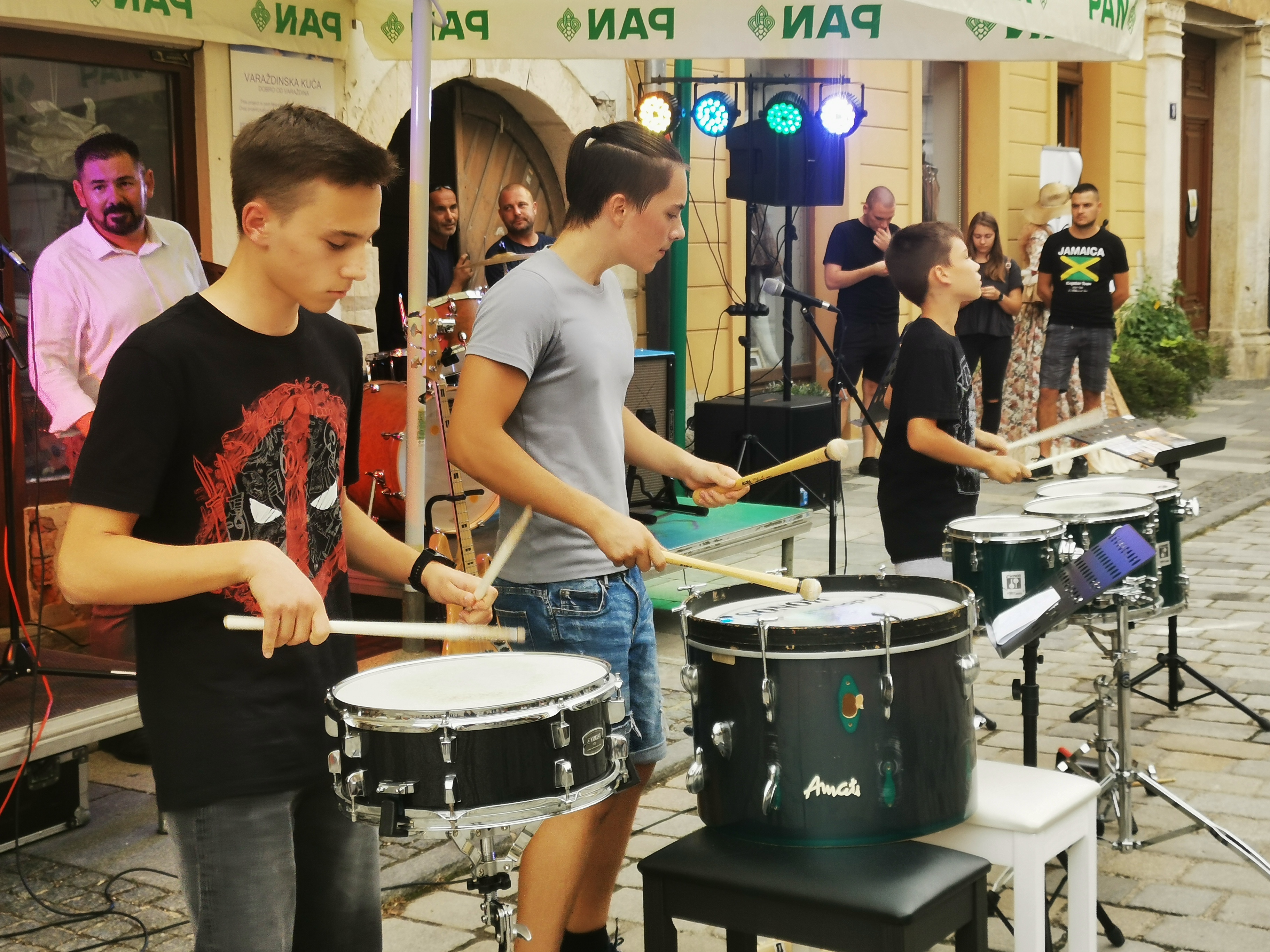 Drom, Drum Attack, Mirror Crew