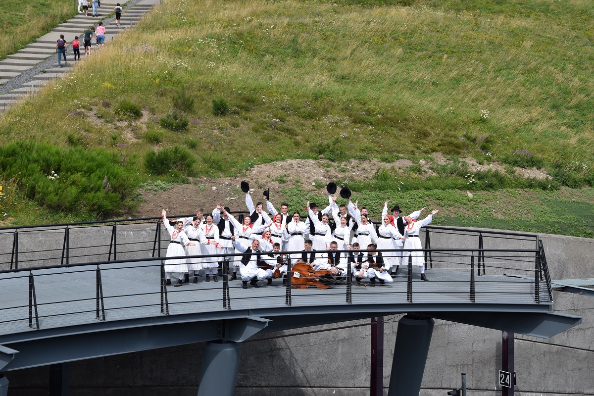 Image 5793015 (auto)