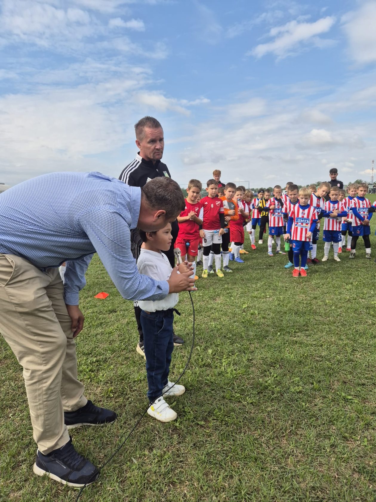 ee95897f-8c15-4554-922d-632d769b8551 ee95897f-8c15-4554-922d-632d769b8551