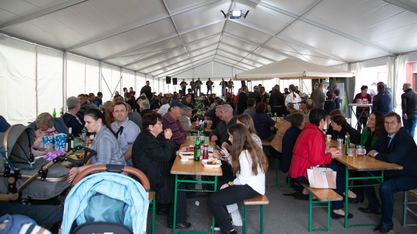 Image 5489740 (auto)