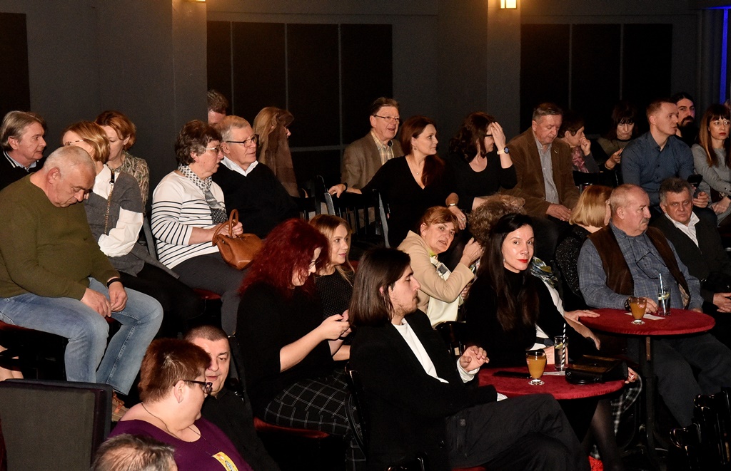 Image 5598641 (auto)