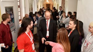 Image 5689651 (auto)