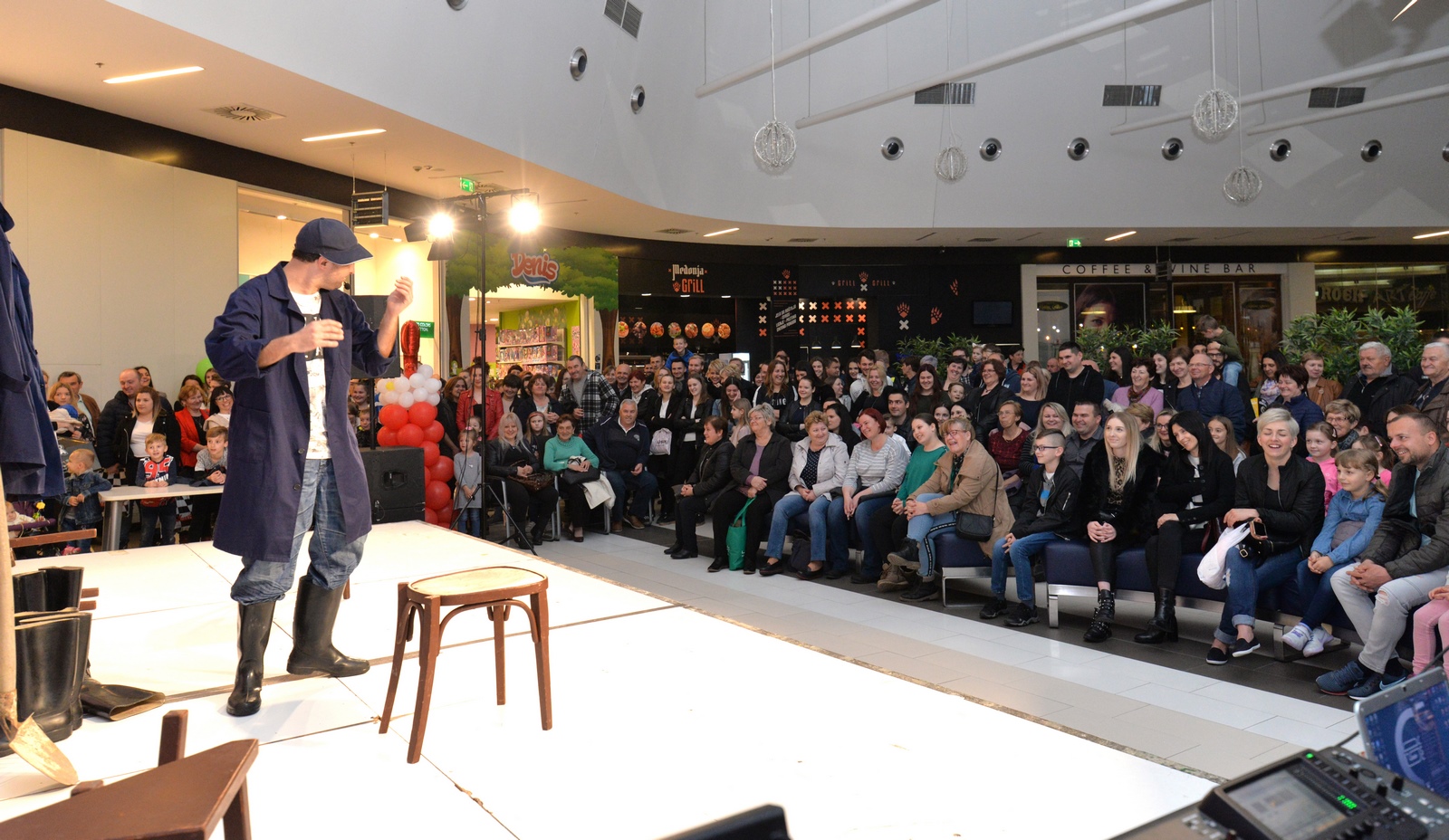 Trgovački centar Lumini Trgovački centar Lumini