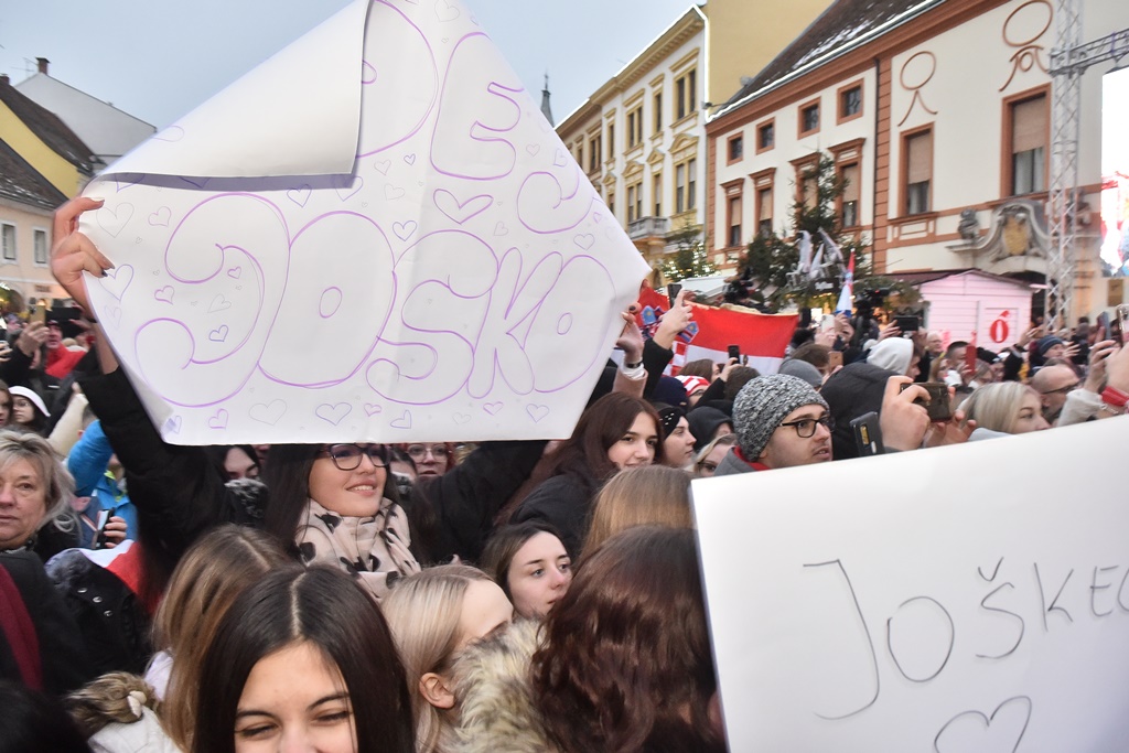 Image 5562517 (auto)