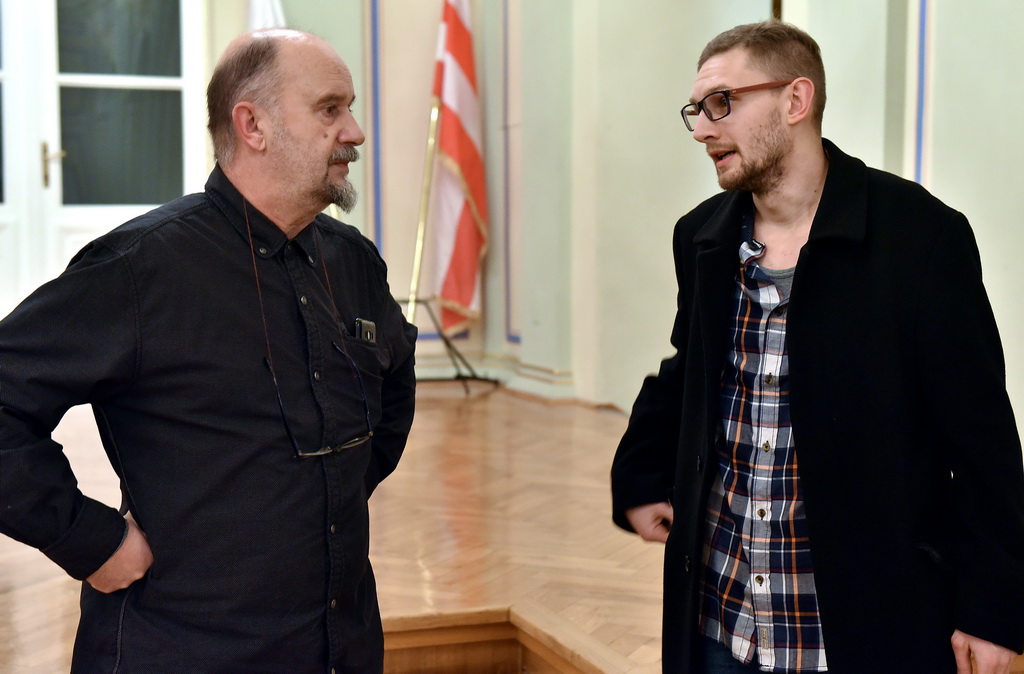 Image 3971851 (auto)