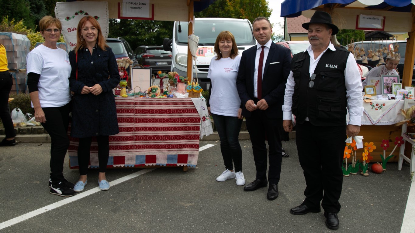 Image 5489714 (auto)