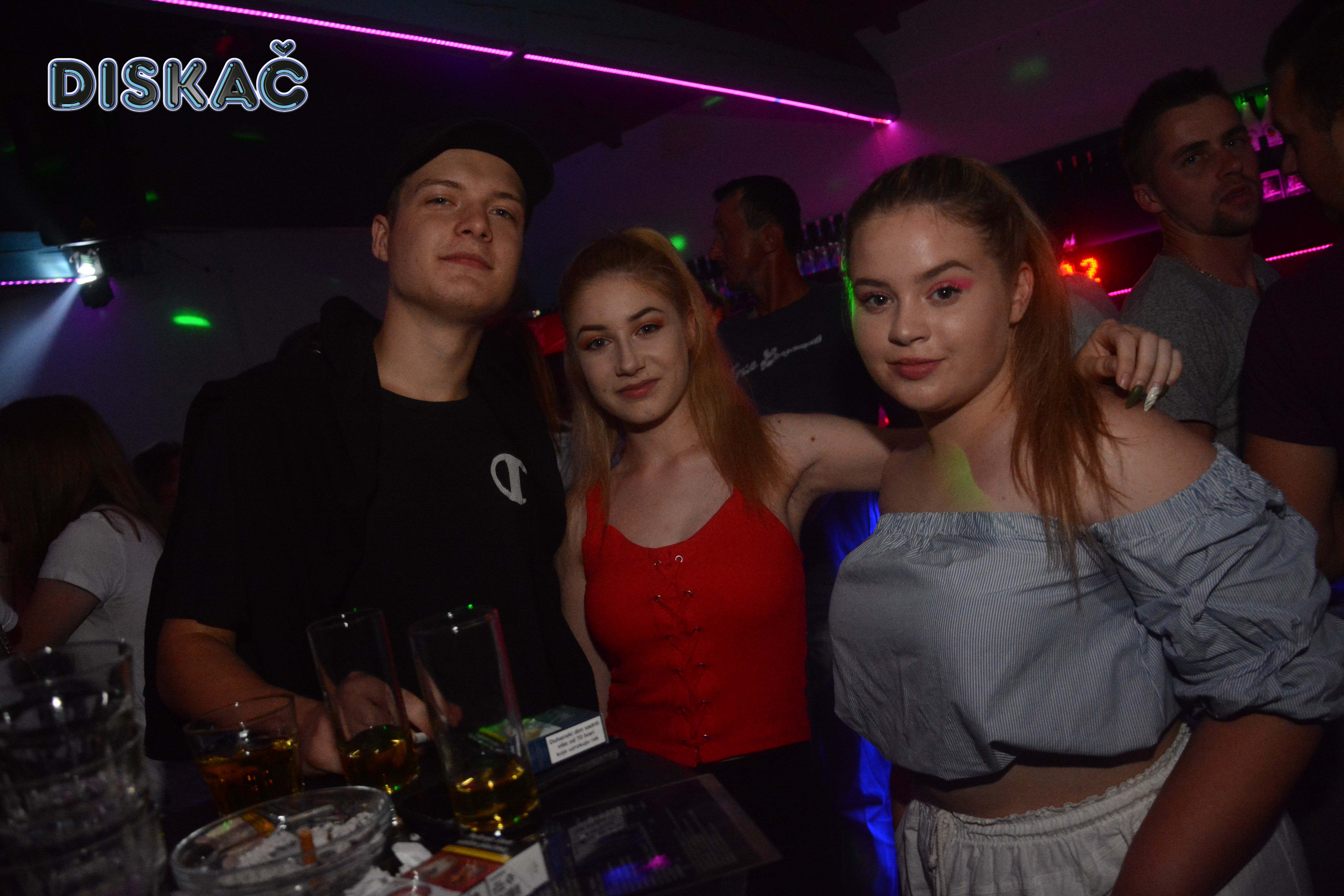 Image 3834483 (auto)