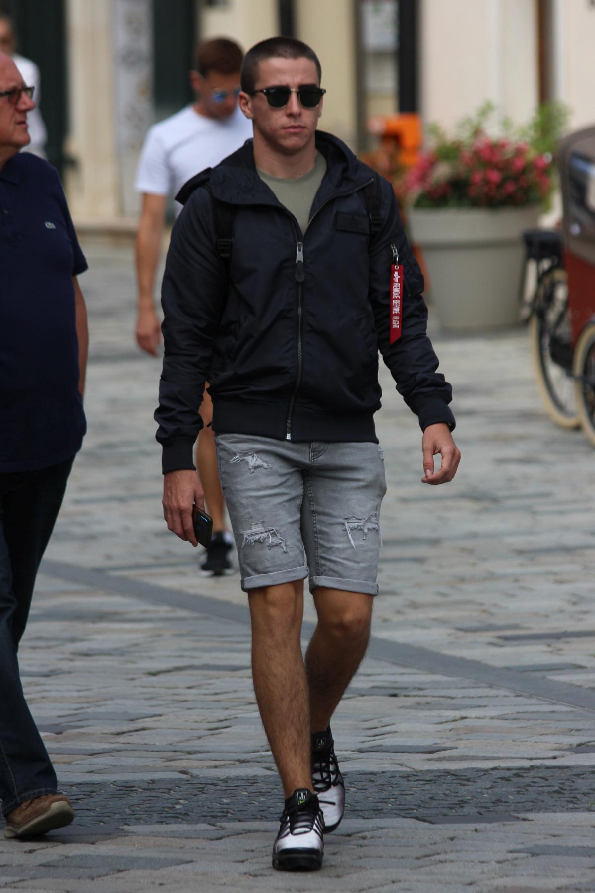 Image 5472944 (auto)