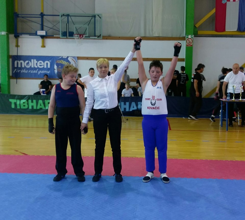 Image 3651067 (auto)