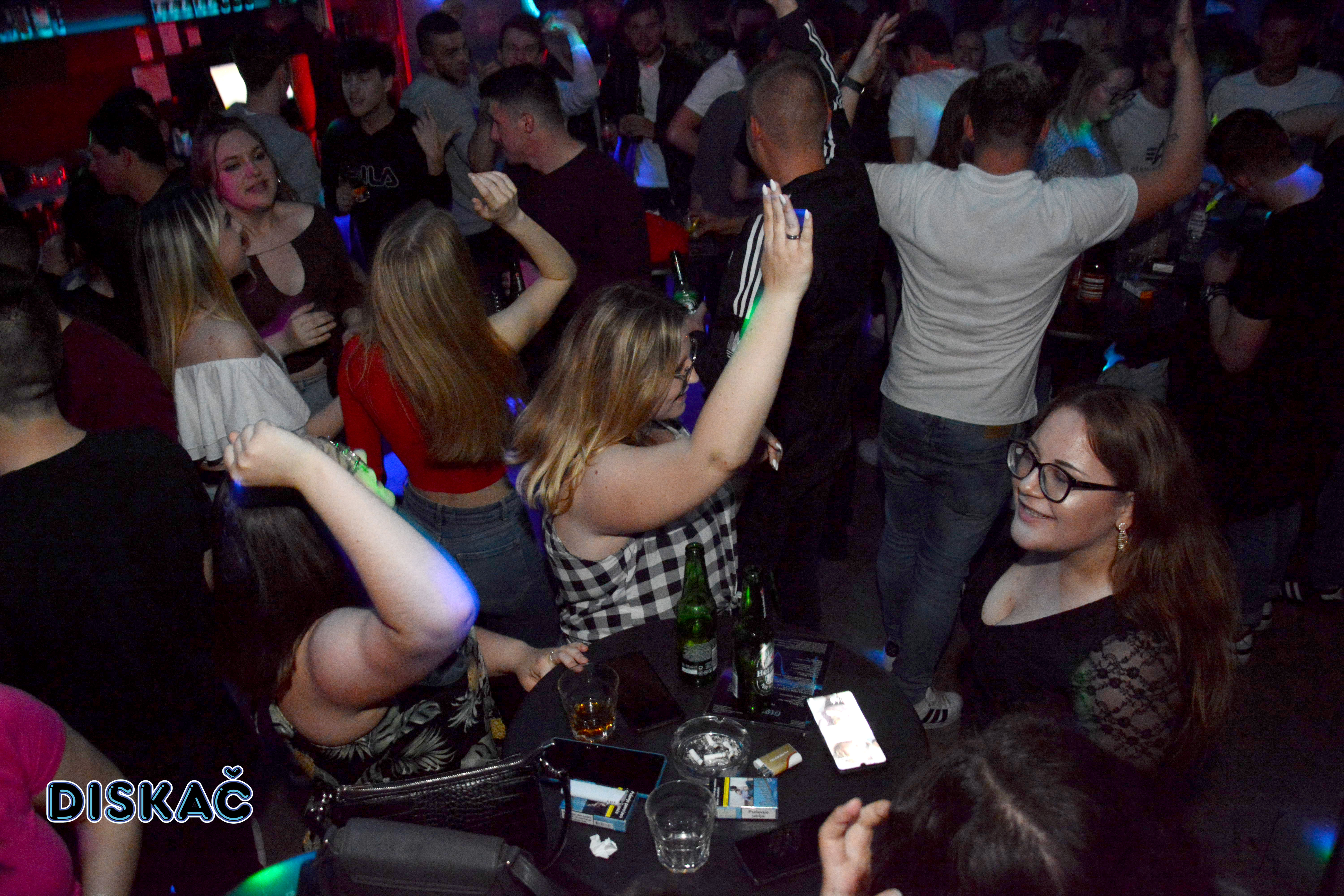 Diskac_Studentski Mega Party_Shooters_Boat_Party