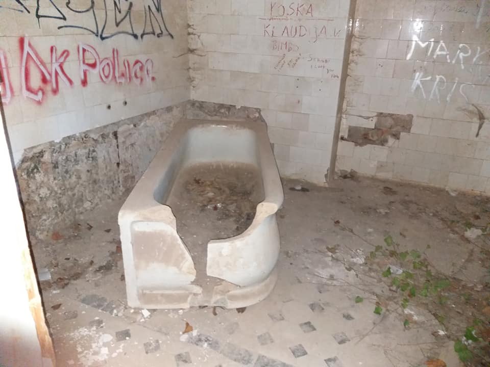 Dvorac Bombelles, Arboretum Opeka