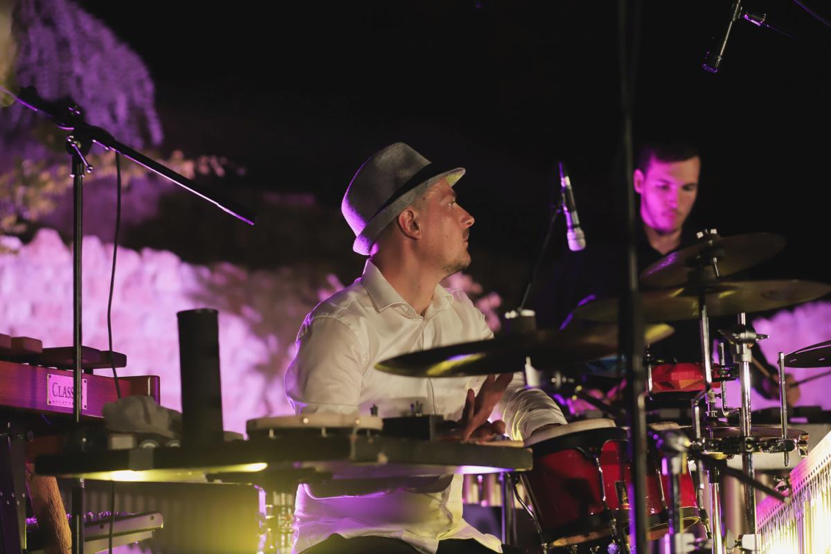 Image 5721075 (auto)