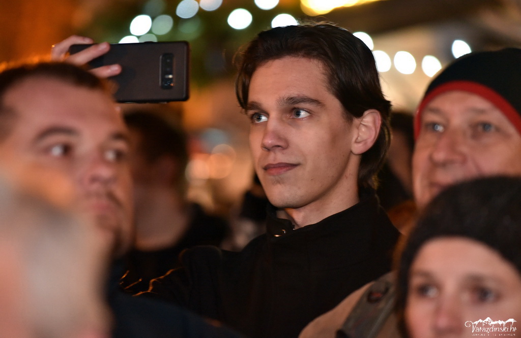 Crvena jabuka, Advent u Varaždinu 30.11.2019.