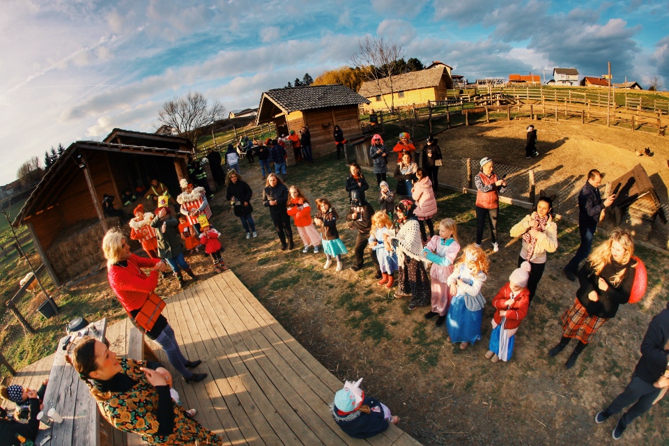 Image 4112785 (auto) Image 4112785 (auto)