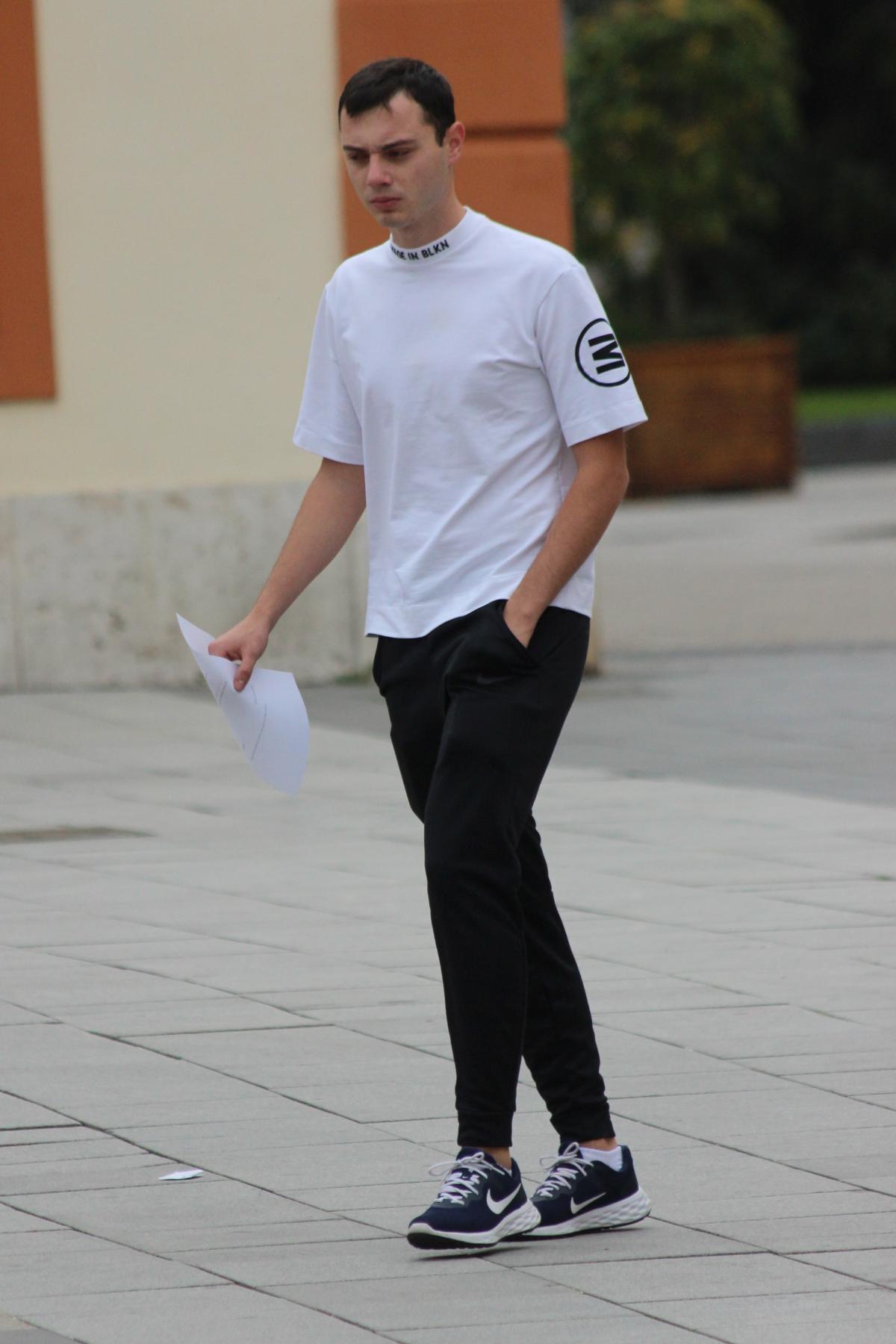 Image 5494930 (auto)