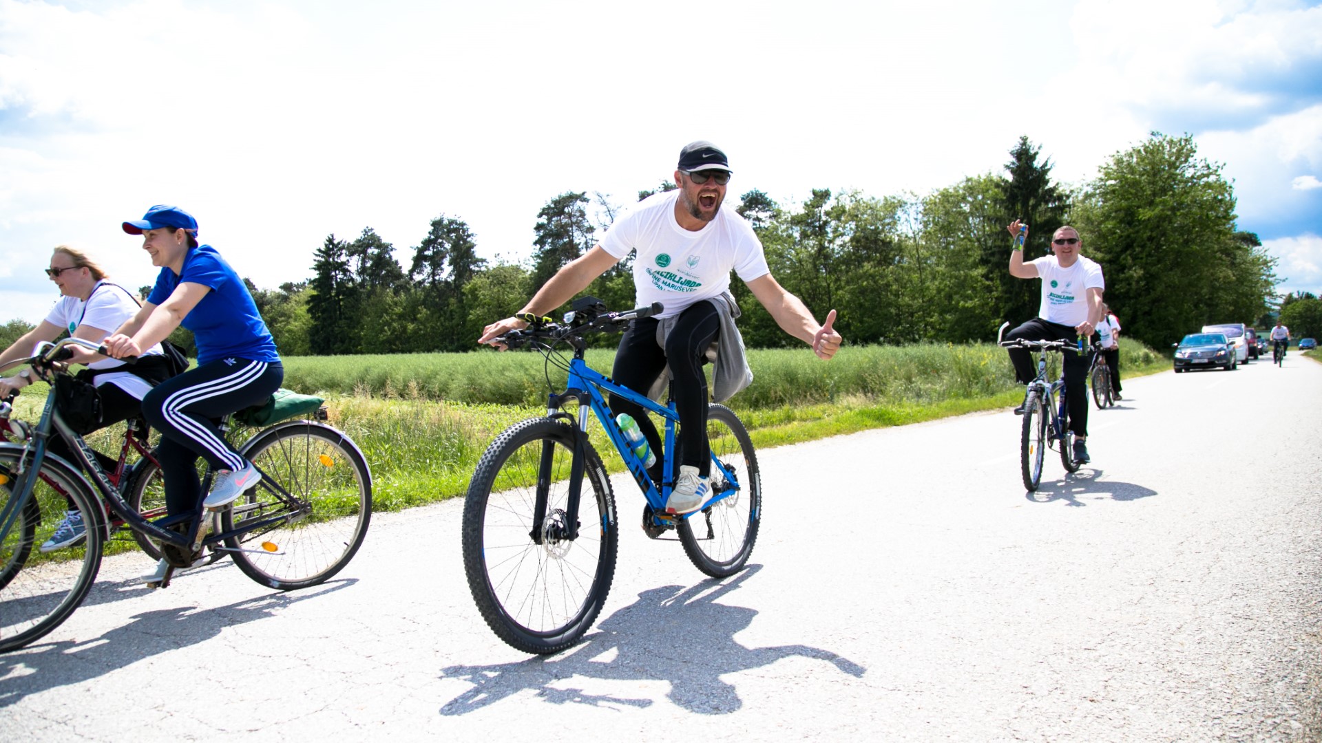 Image 3652569 (auto) Image 3652569 (auto)