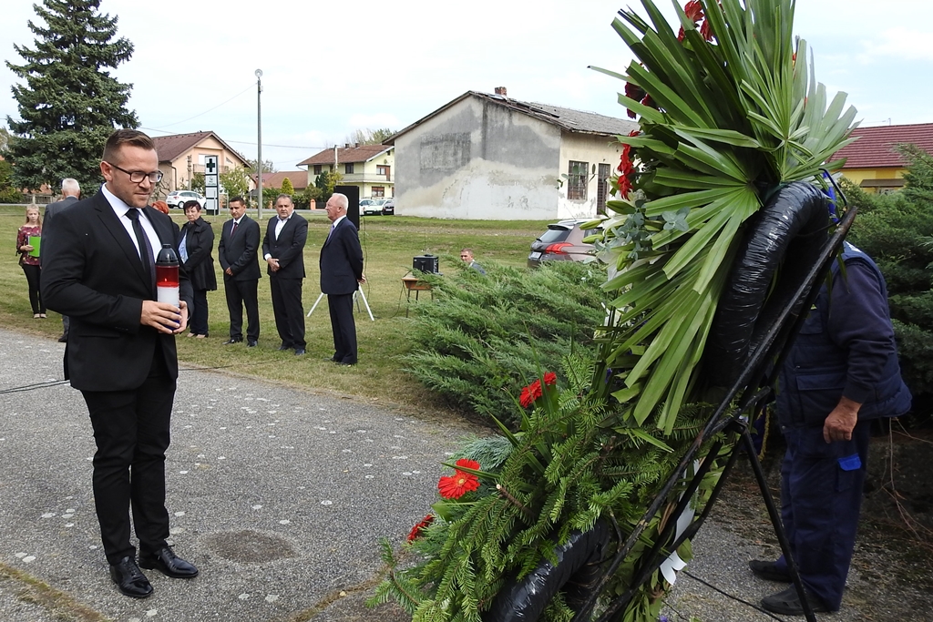 Image 4664598 (auto)