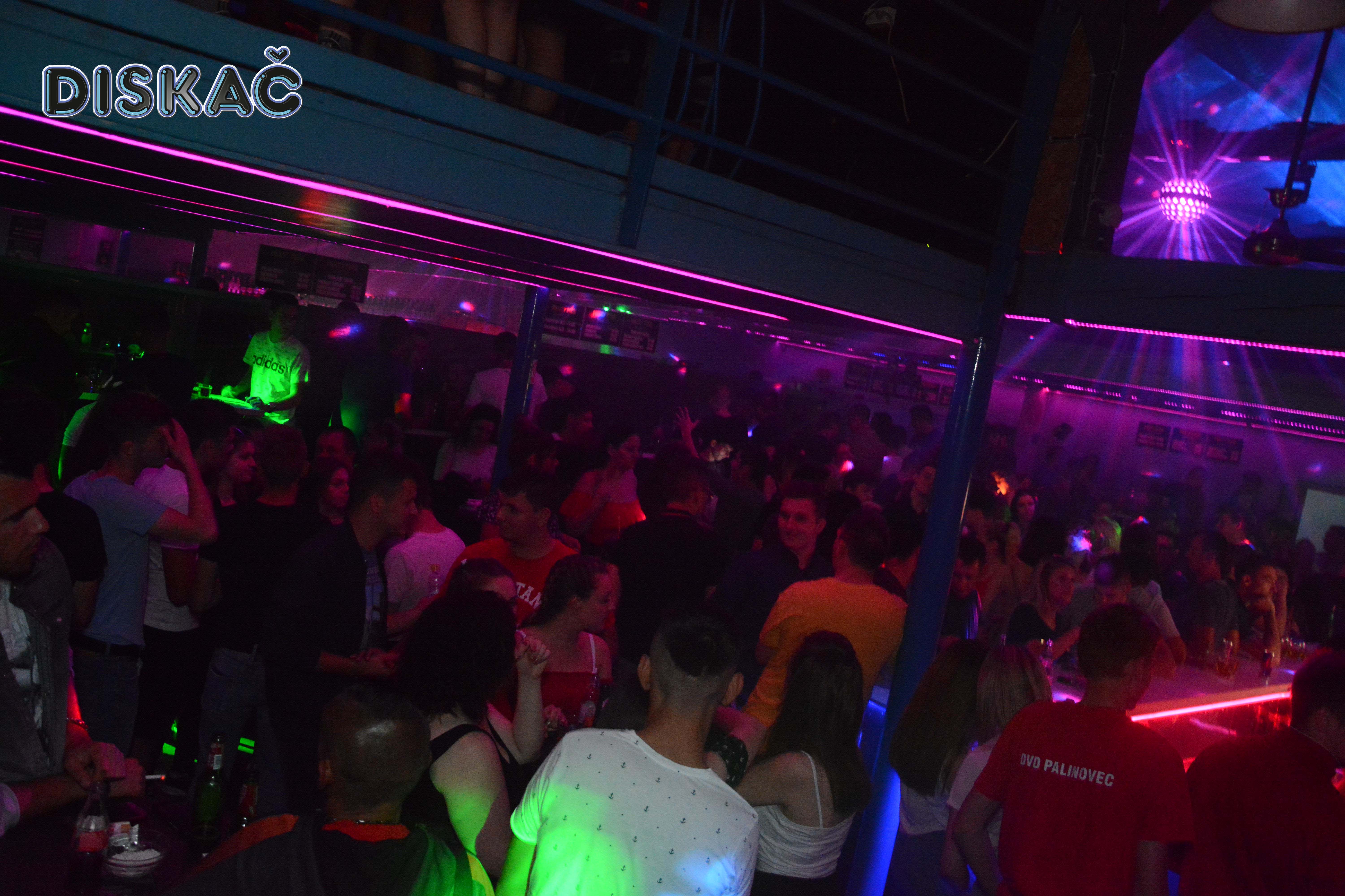 Image 3834453 (auto)