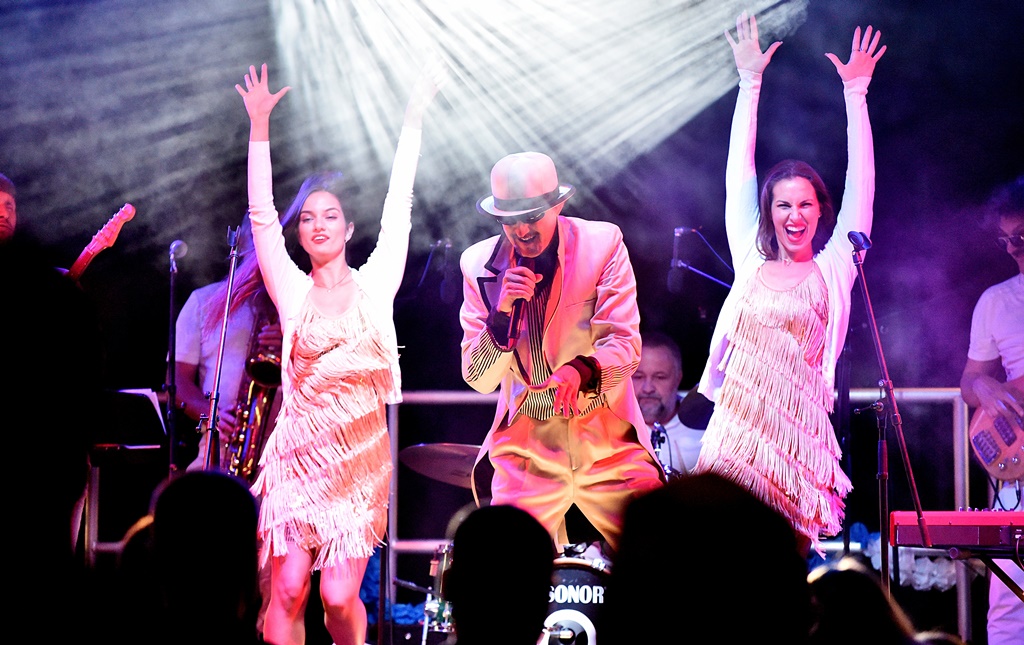 Image 5863413 (auto)