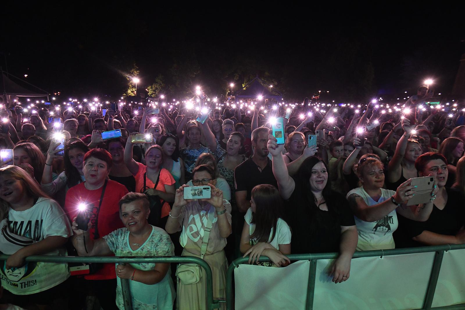 Image 5436886 (auto)