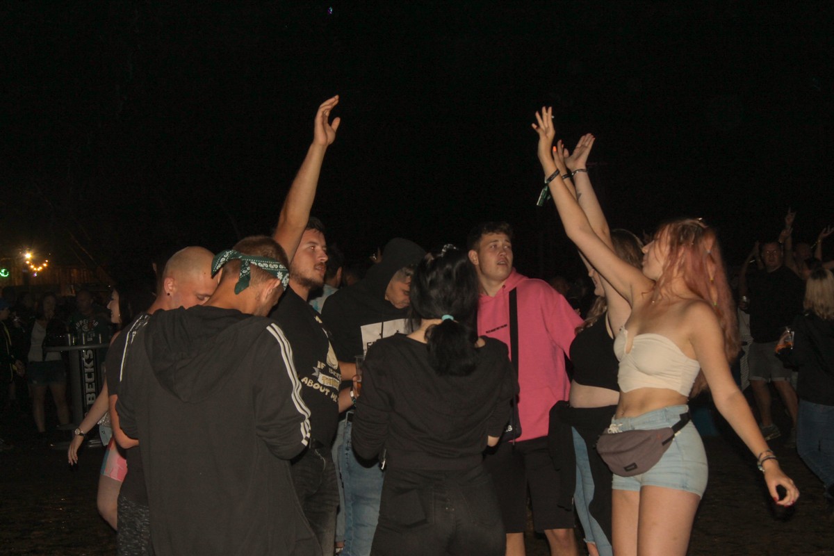 FOTO Drugi dan Forestlanda – zabava je došla do usijanja, evo atmosfere!