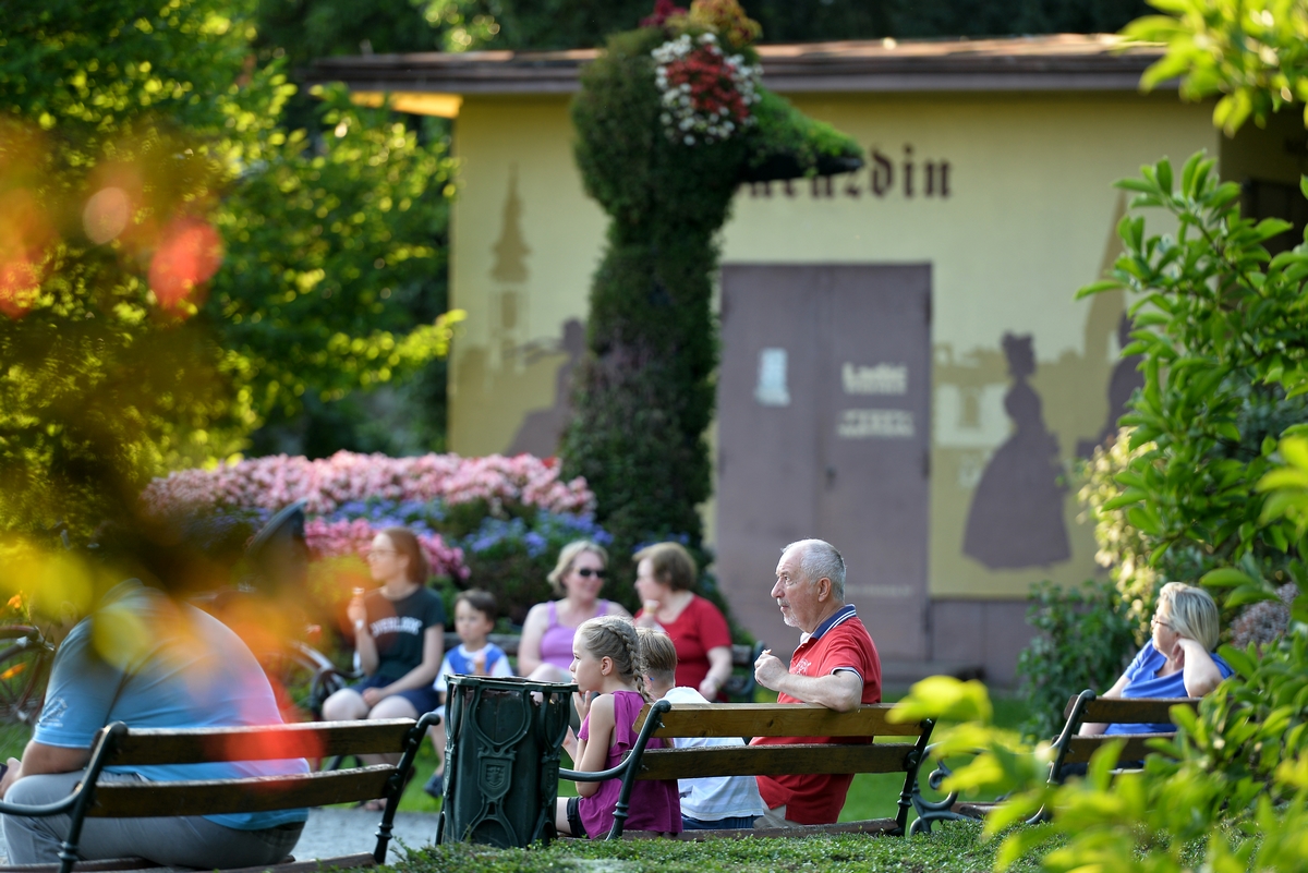 Image 2703275 (auto)