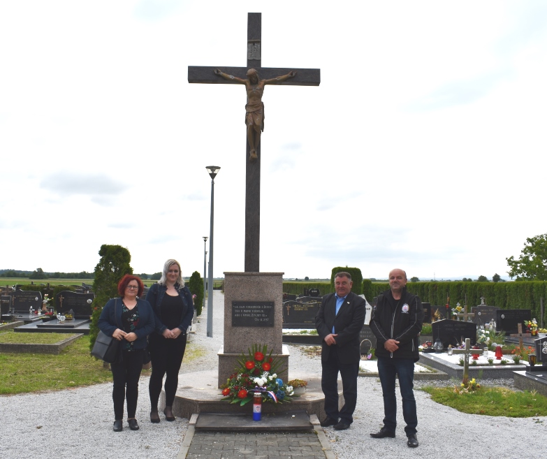 Image 4499594 (auto)