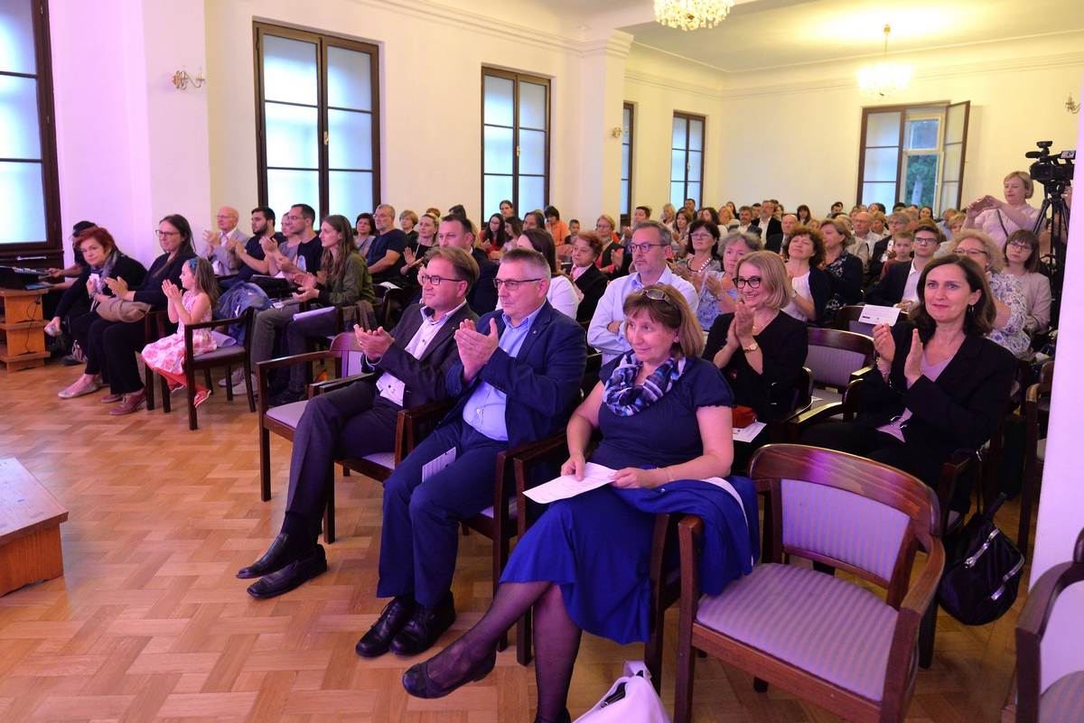 Image 2712739 (auto)