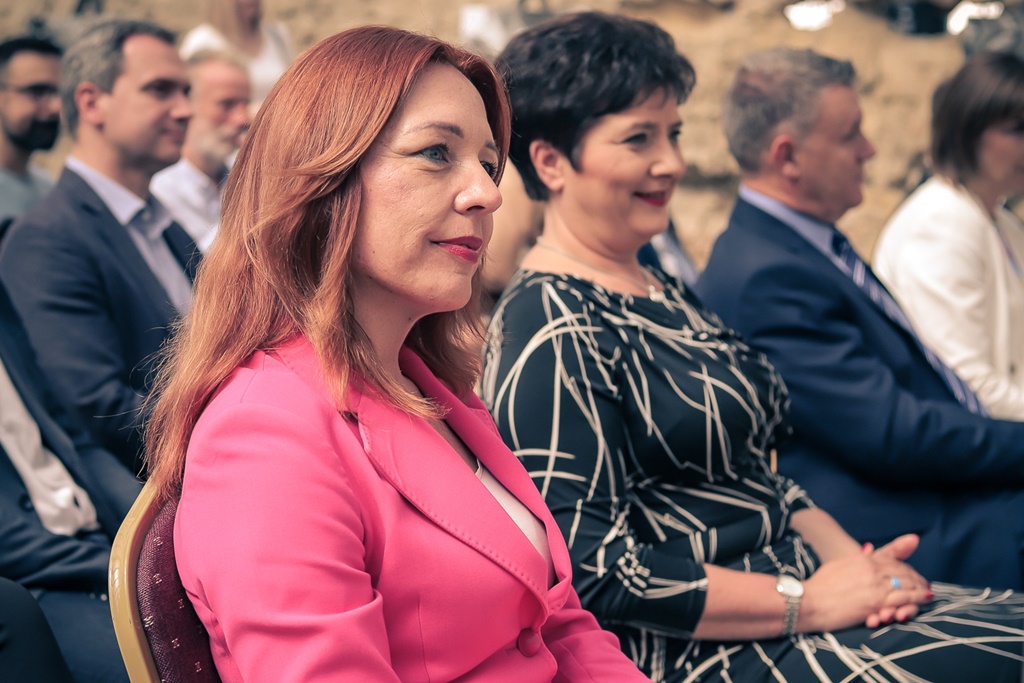 Image 5717923 (auto)