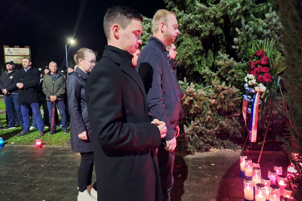 gnm dan sjecanja (10) gnm dan sjecanja (10)