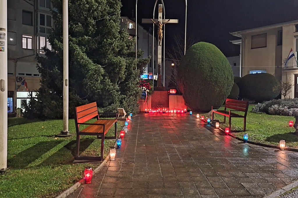 gnm dan sjecanja (2) gnm dan sjecanja (2)