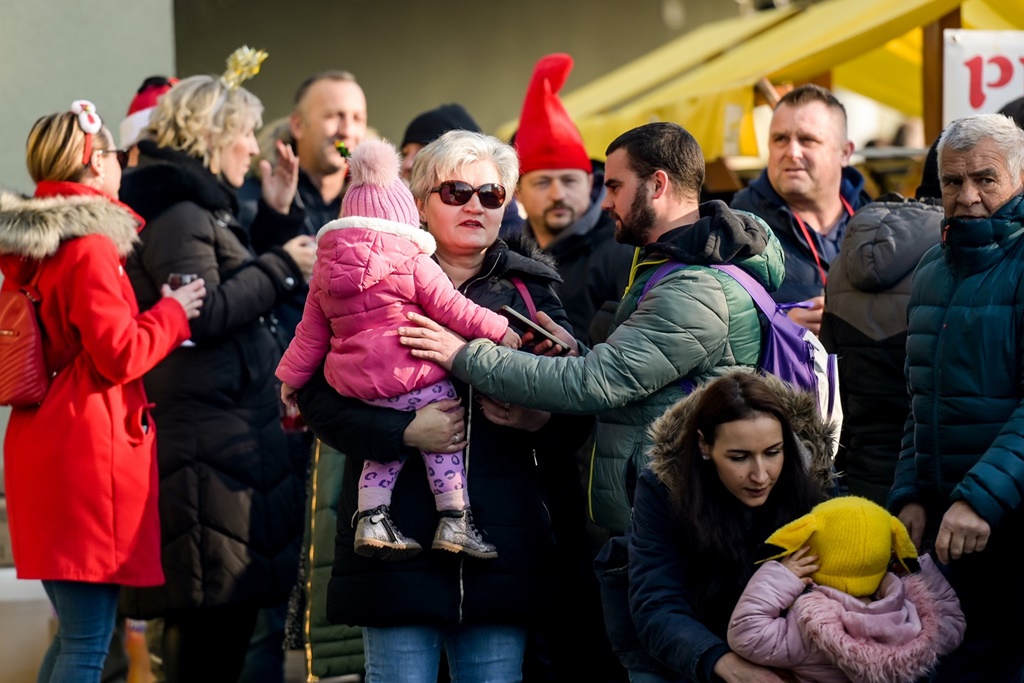 gnm docek u podne (11) gnm docek u podne (11)