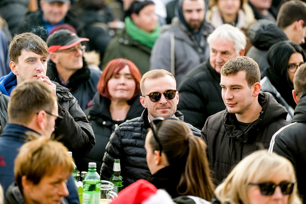 gnm docek u podne (17) gnm docek u podne (17)