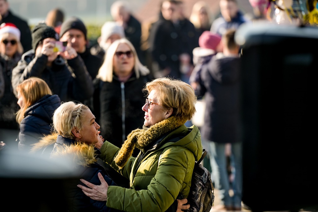 gnm docek u podne (19) gnm docek u podne (19)