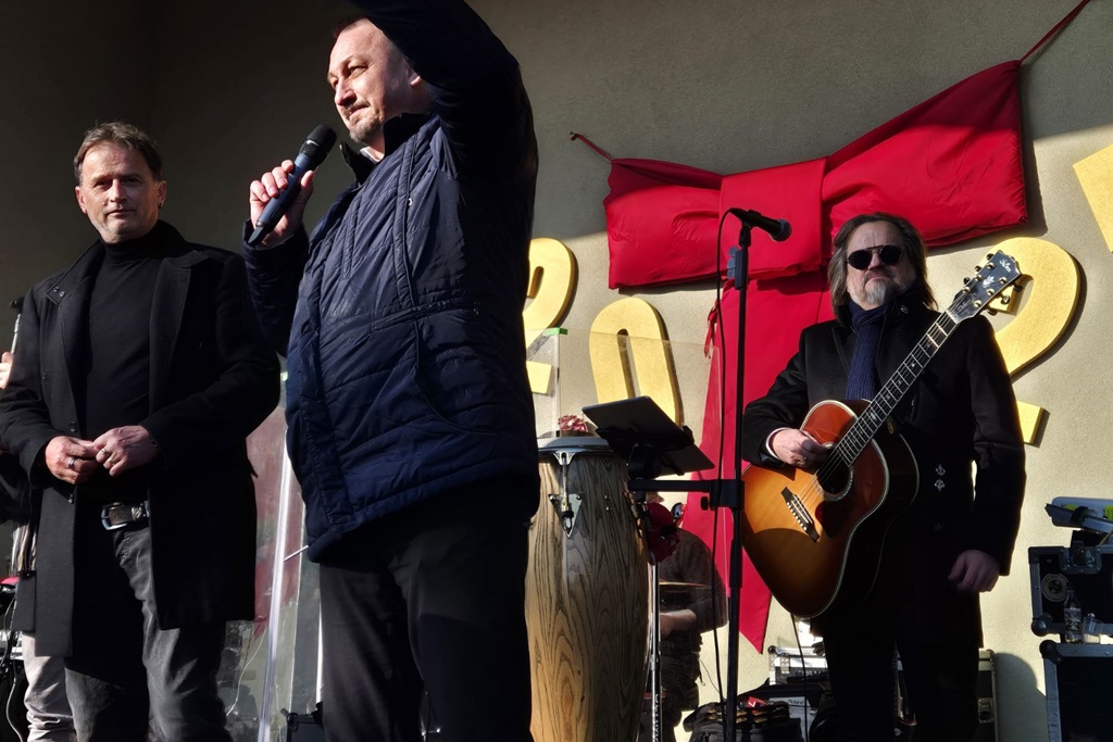 gnm docek u podne (35) gnm docek u podne (35)