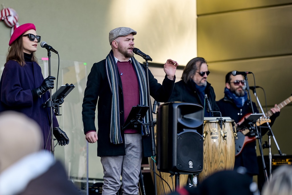 gnm docek u podne (9) gnm docek u podne (9)