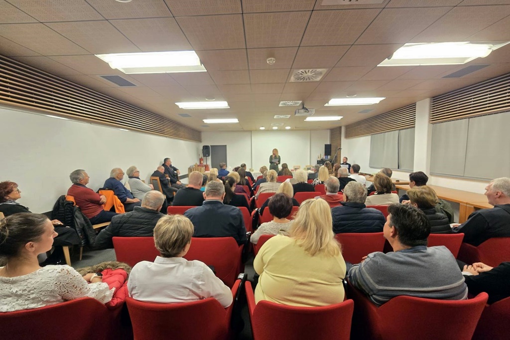 gnm knjiznica – obljetnica (14) gnm knjiznica – obljetnica (14)