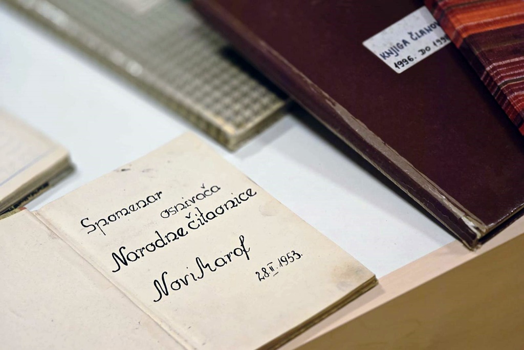 gnm knjiznica – obljetnica (3) gnm knjiznica – obljetnica (3)