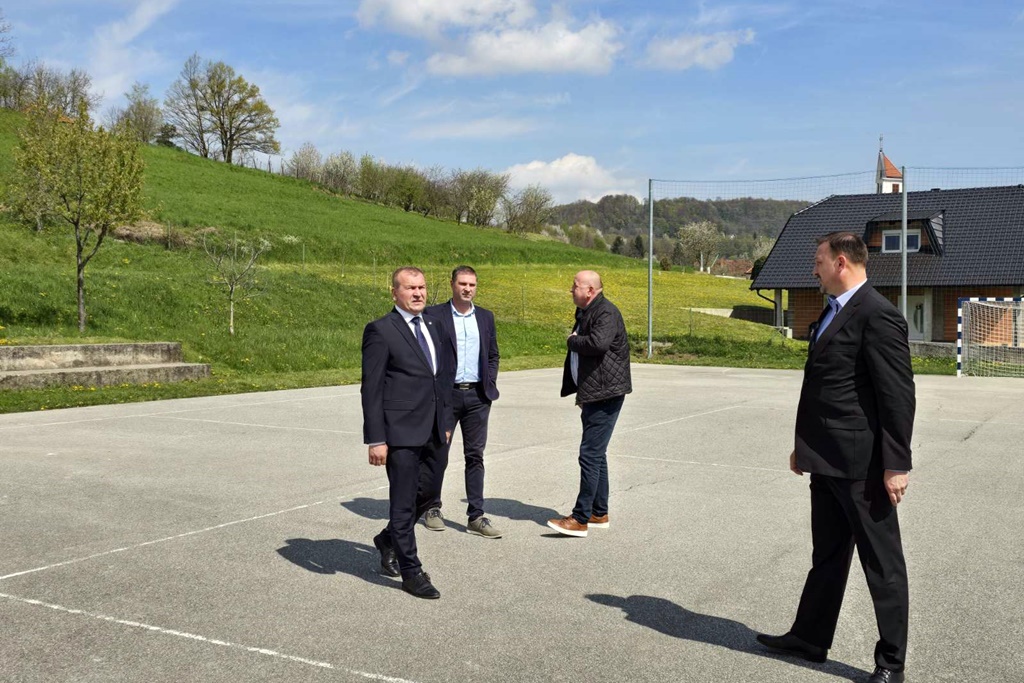 gnm obilazak skola (1) gnm obilazak skola (1)