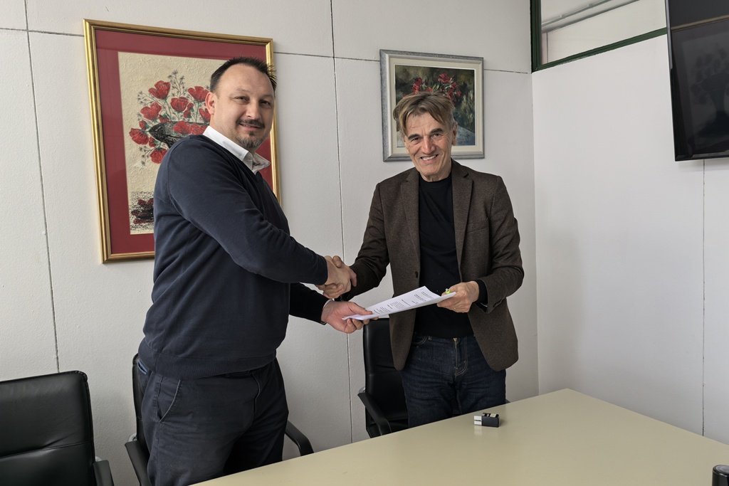 gnm-remetinec-potpisivanje ugovora (3) gnm-remetinec-potpisivanje ugovora (3)