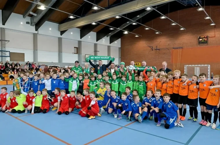 gnm sportska dvorana (7) gnm sportska dvorana (7)