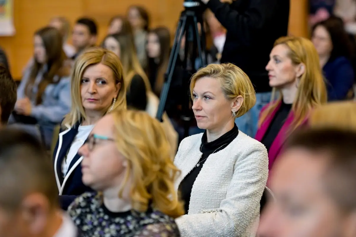 gospodarska_skola_varazdin_smotra_zadruga_sajam_vjezbenickih_tvrtki_2025 (13) – vz zup gospodarska_skola_varazdin_smotra_zadruga_sajam_vjezbenickih_tvrtki_2025 (13) – vz zup