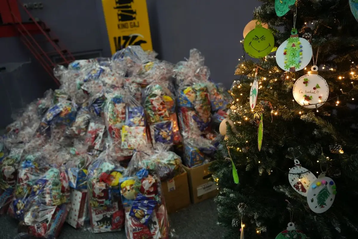 grad pokloni 03 grad pokloni 03