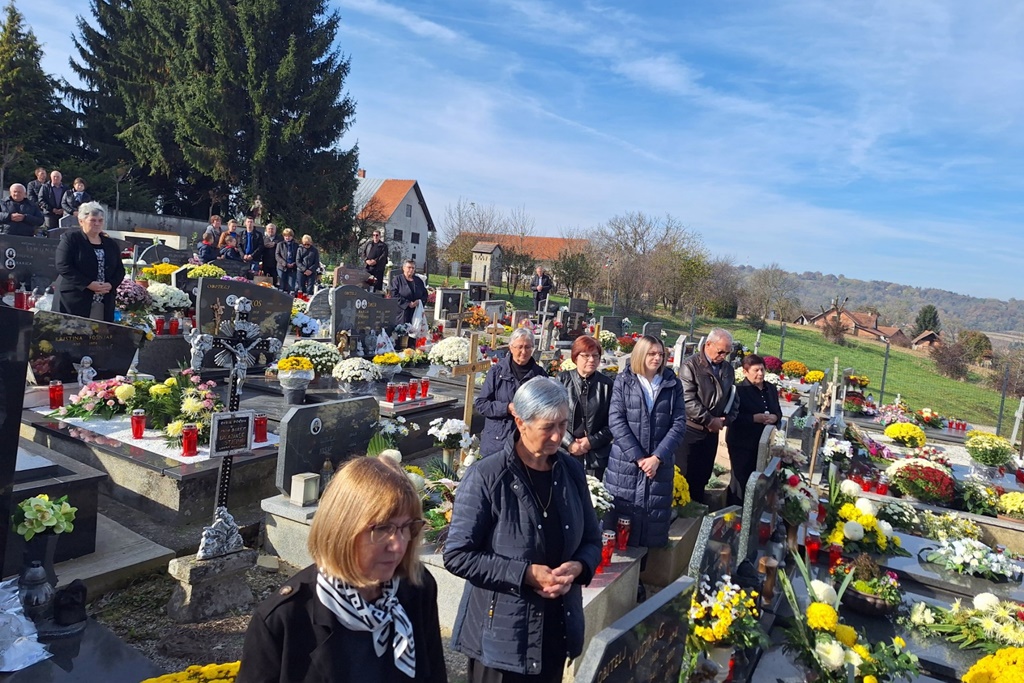groblje svibovec-blagoslov (13)
